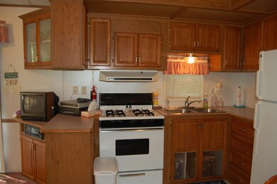 1412 Big Bass Rd, Dingmans Ferry, PA 18328 - photo 6