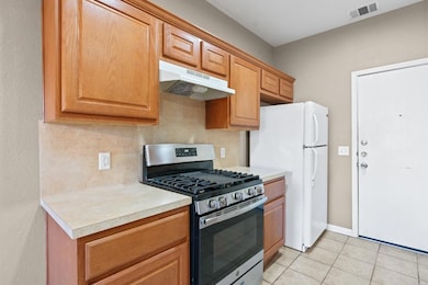 7502 Lazy Creek Dr unit B, Austin, TX 78724 - photo 5