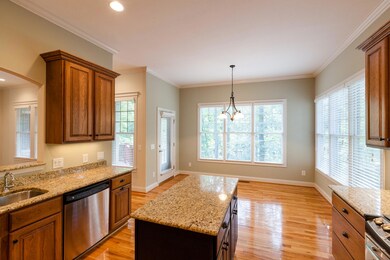 Kitchen with eat-in nook