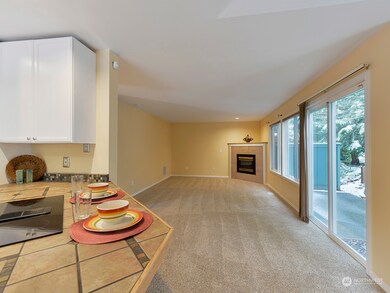 25424 213th Place SE unit 5, Maple Valley, WA 98038 - photo 6