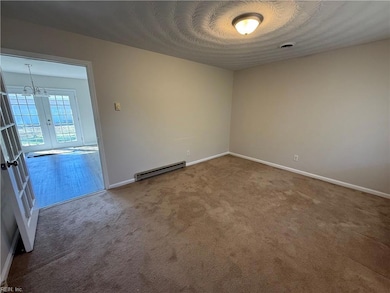 1056 Johnson Cir, Franklin, VA 23851 - photo 5