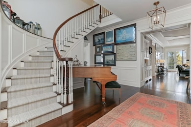 4-web-or-mls-523-e-putnam-ave
