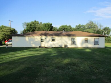 2346 N 150 E, La Porte, IN 46350 - photo 5