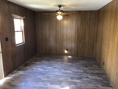 732 Oak St, Bicknell, IN 47512 - photo 6