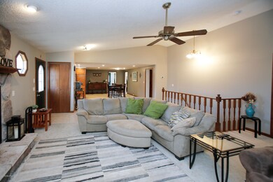 10233 n 10th st-105
