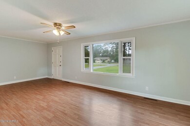 310 Lakewood Dr, Jacksonville, NC 28546 - photo 4