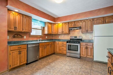 56830 Weymouth Ln, Elkhart, IN 46516 - photo 4