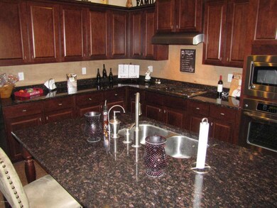 1426 E Glacier Place, Chandler, AZ 85249 - photo 4