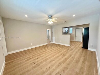 10305 NW 35th Ct unit 10305, Miami, FL 33147 - photo 3