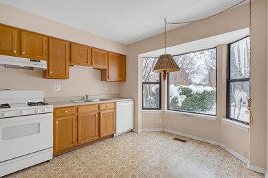 171 N Clare Ct, Wood Dale, IL 60191 - photo 7