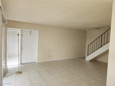 3329 Ottawa Cir unit 3, Fort Myers, FL 33907 - photo 6