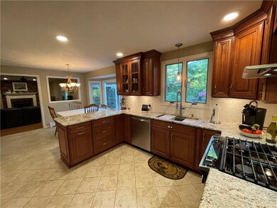 11 Silver Maple Dr, Coventry, RI 02816 - photo 5