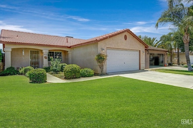 327 Fern Meadow Dr, Bakersfield, CA 93308 - photo 3