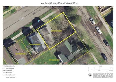 306 7th St W, Ashland, WI 54806 - photo 2