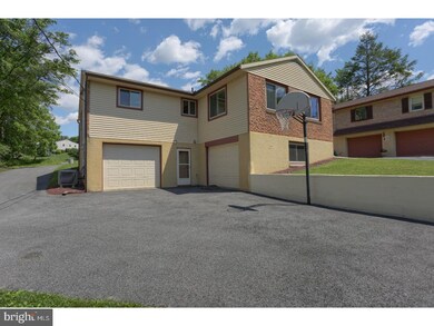 404 W Summit St, Mohnton, PA 19540 - photo 4