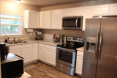 510 N Merrimac St, Weatherford, TX 76086 - photo 6