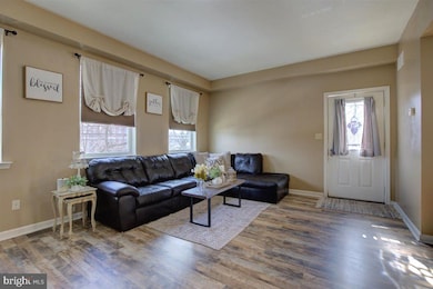 136 S Main St, Spring City, PA 19475 - photo 6