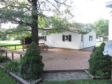 311 W Prospect St, Malden, IL 61337 - photo 4