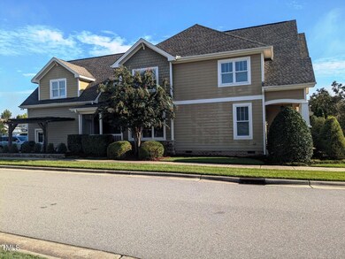 Ext Side 2