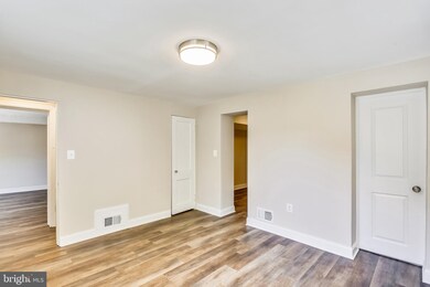 7103 Sycamore Ave, Takoma Park, MD 20912 - photo 6