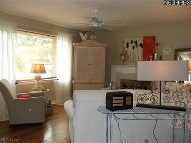 8895 Lindbergh Blvd, Olmsted Falls, OH 44138 - photo 3