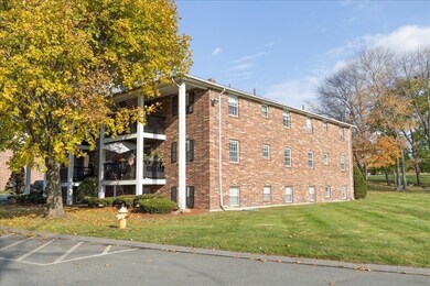 7 Walker Rd unit 9, North Andover, MA 01845 - photo 2