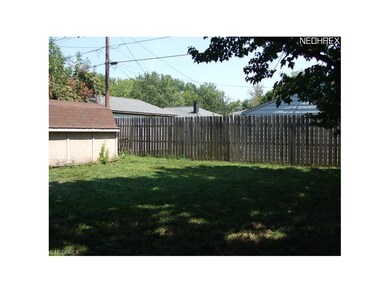 333 Thelma Dr, Sheffield Lake, OH 44054 - photo 6