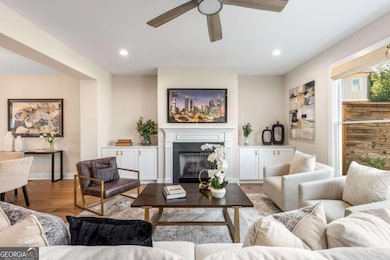 370 Thrasher St unit 2, Norcross, GA 30071 - photo 5