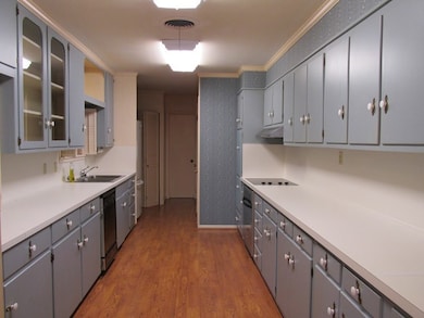 709 Bostwick St, Nacogdoches, TX 75965 - photo 6