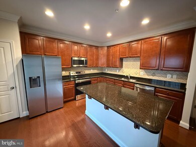 8880 Purple Iris Ln, Elkridge, MD 21075 - photo 4