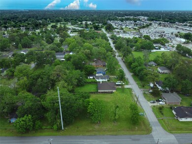 9205 Spaulding St, Houston, TX 77016 - photo 3