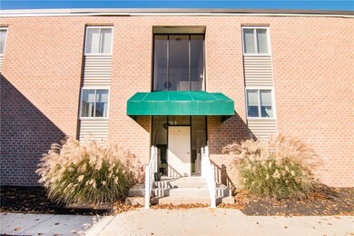 2 Main St unit 5, Albion, RI 02802 - photo 3