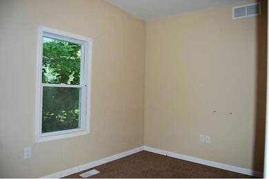 1917 11th St, Des Moines, IA 50314 - photo 7