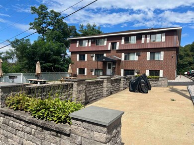 555 Calef Rd unit 14, Manchester, NH 03103 - photo 3