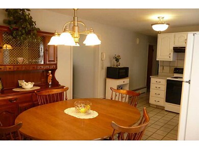 Kitchen. EAT-IN KITCHEN