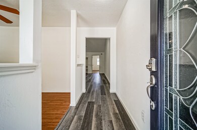 9507 Kingspass St, Houston, TX 77075 - photo 7