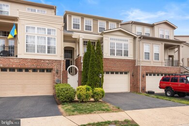 43258 Sunderleigh Square, Broadlands, VA 20148 - photo 2