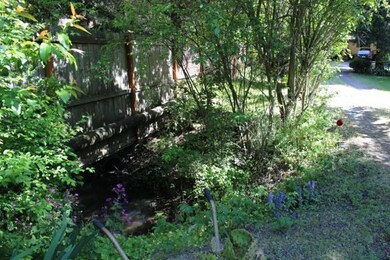 9975 Blackwell Rd, Central Point, OR 97502 - photo 7