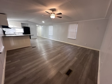 9228 Sharyn Dr, Conroe, TX 77384 - photo 3