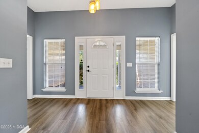 206 Twin Lake Ct-09577