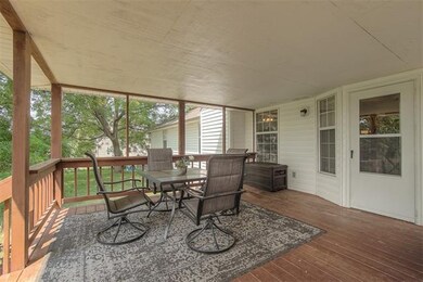 611 W Lucy Webb Rd, Raymore, MO 64083 - photo 4