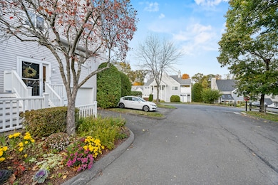 78 Country Place unit 78, Shelton, CT 06484 - photo 3