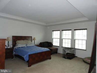 2539 Eastbourne Dr unit 255, Woodbridge, VA 22191 - photo 3
