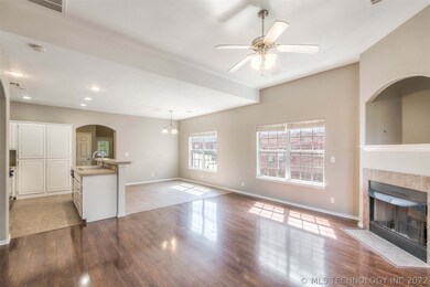 11118 S Cedar St, Jenks, OK 74037 - photo 4