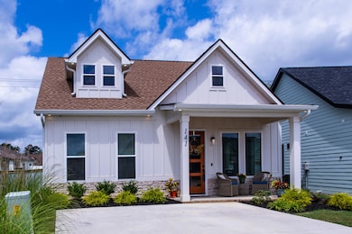 141 Idle Place Cir, Rossville, GA 30741 - photo 2