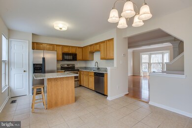 8621 Walcott Ct, Manassas, VA 20111 - photo 5