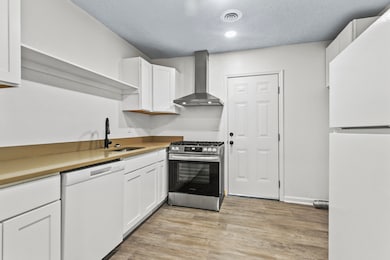 3043 Terry Dr, North Charleston, SC 29405 - photo 6