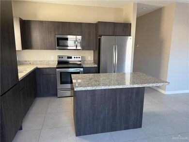 3420 Golden Nugget unit 4, Edinburg, TX 78541 - photo 3