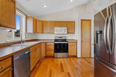 727 E Joshua Dr, Medical Lake, WA 99022 - photo 6