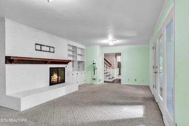 622 S Charles G Seivers Blvd, Clinton, TN 37716 - photo 6